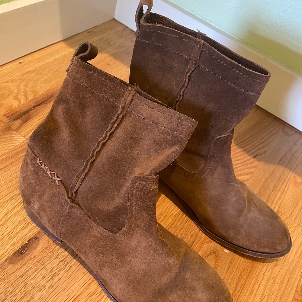 Frye Brown Ankle Booties Suede Casual Style